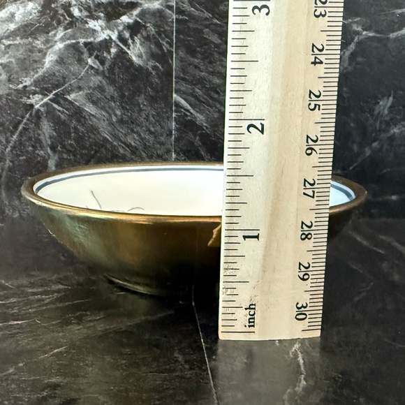 OVERJOY Hand Painted Oriental Bowl - Picture 9 of 10